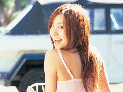 �،�����