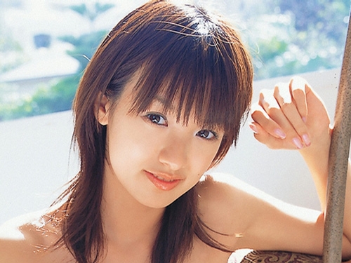 얾