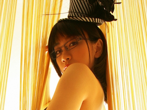 ��������