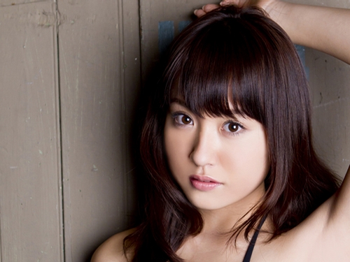 �q������